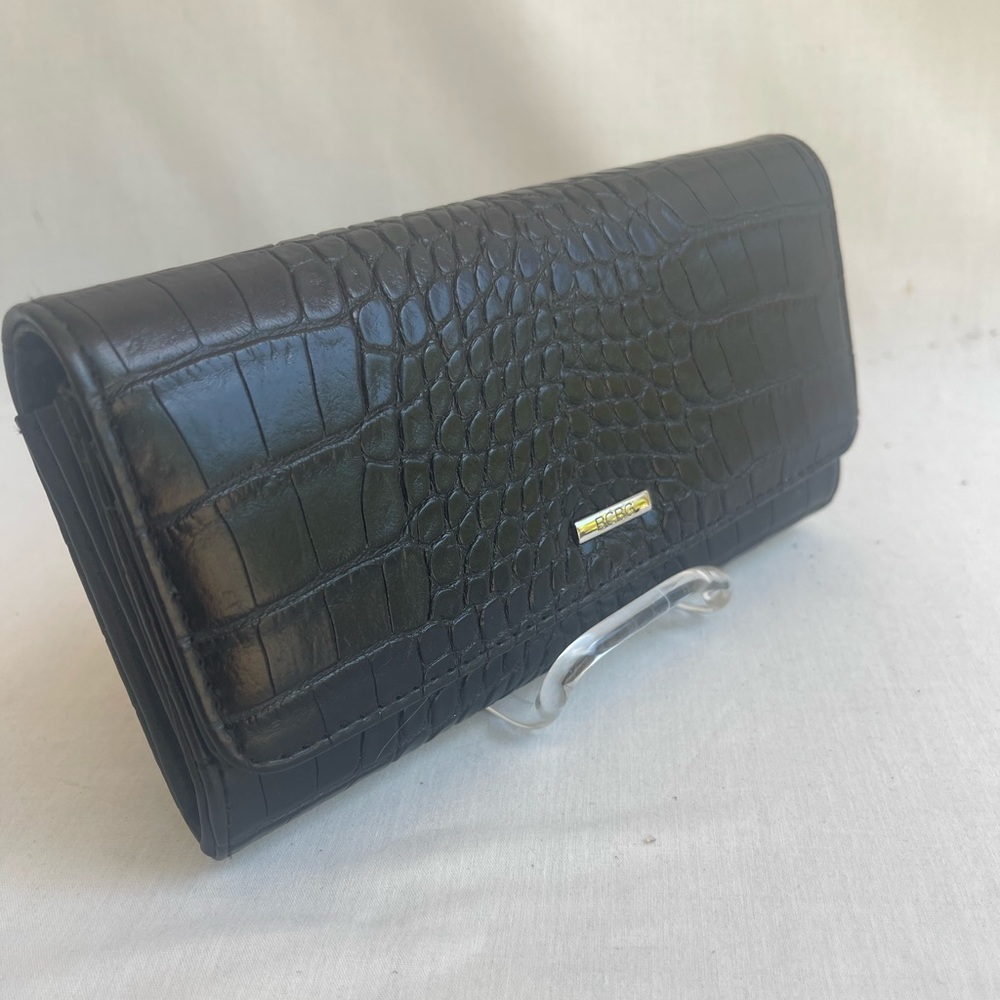 Bcbgeneration black wallet  Textured eco-Leather Envelope Flap Wallet New $48